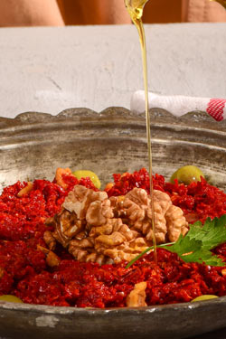 https://www.hataygastronomiklezzetler.com/wp-content/uploads/2022/04/muhammara.jpg